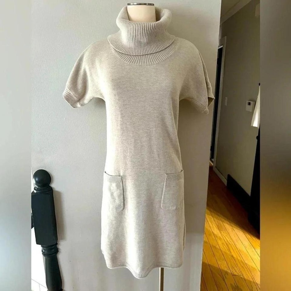 Athleta Zuni Cowl Neck Short Sleeve Pocket Sweater Dress Oatmeal - Size S